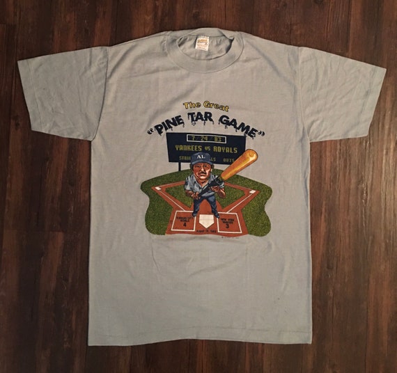 Vintage ***Kansas City Royals*** Rare 80’s Tee Shi