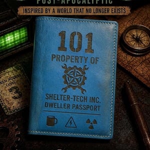 Personalisierte Reisepasshülle aus Echtleder | Wasteland Edition | Vault-inspirierter Retro-Futurismus | Handgefertigt in Italien