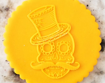 Skull in Hat POPup Embosser Cookie Biscuit Stamp Fondant Cake Decorating Icing Cupcakes Stencil Halloween