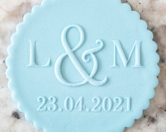 AANGEPASTE bruiloft initialen met datum biscuit cookie POPup Embosser stempel fondant cake decoreren Icing Cupcake stencil