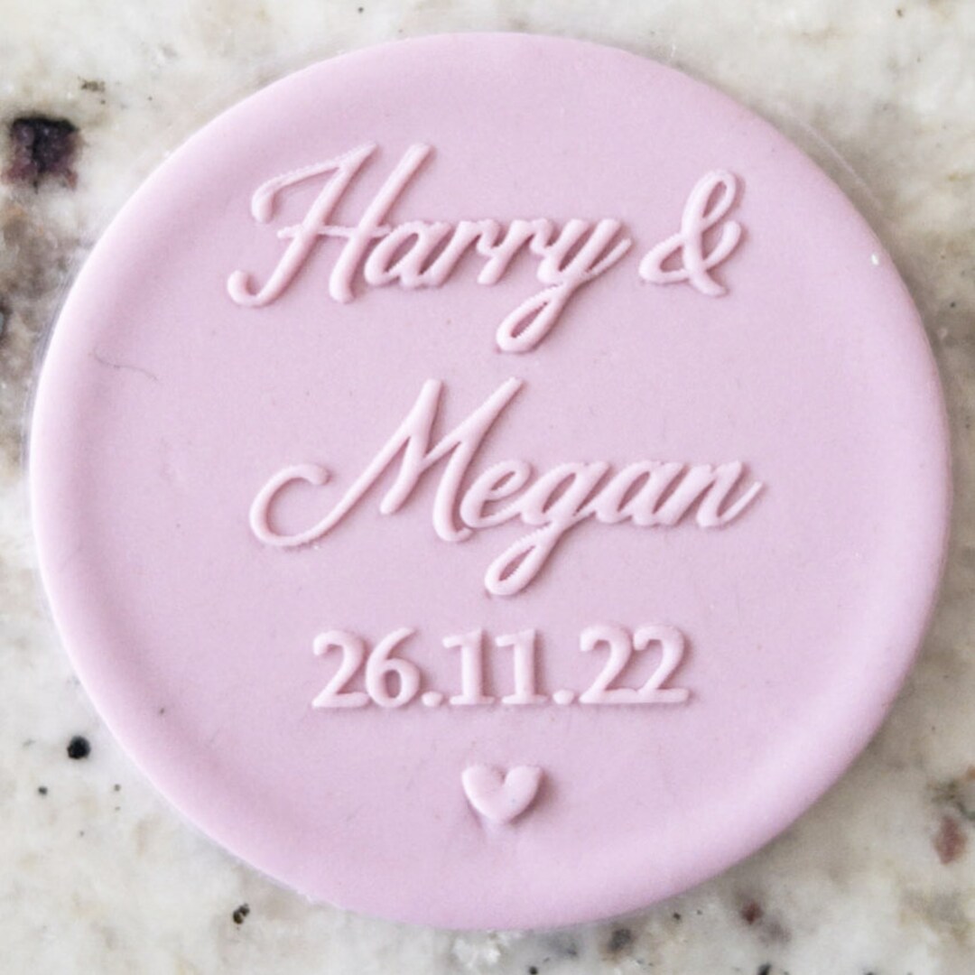 CUSTOM Wedding Couple Names and Date With Heart Biscuit Cookie Popup ...