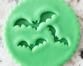 Three Bats Cookie Biscuit Stamp Fondant Cake Decorating Icing Cupcakes Stencil Halloween