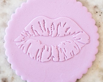 Lips POPup Embosser Cookie Biscuit Stamp Fondant Cake Decorating Icing Cupcakes Stencil