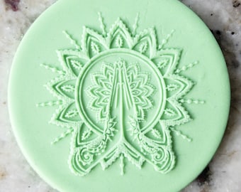 Praying Hands POPup Embosser Cookie Biscuit Stamp Fondant Cake Decorating Icing Cupcakes Stencil Diwali