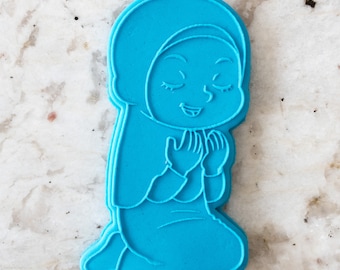 Praying Girl Biscuit Cookie POPup Embosser Stamp & Cutter Fondant Cake Decorating Icing Ramadan Eid