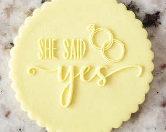 Ona powiedziała tak POPup Embosser Cookie Biscuit Stamp Fondant Cake Decorating Icing Cupcakes Stencil