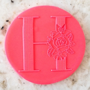 Alfabeto floral Letra H POPup Embosser Sello Fondant Cake Decoración Glaseado Cupcakes Galleta Galleta Stencil