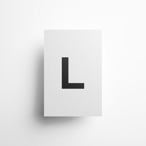Helvetica Carta L Impresión / Blanco y Negro Minimalista