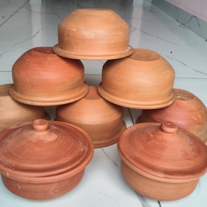 Handmade indian  Earthenware Pot with Lid Serving: Curd Pot, Dahi Handi