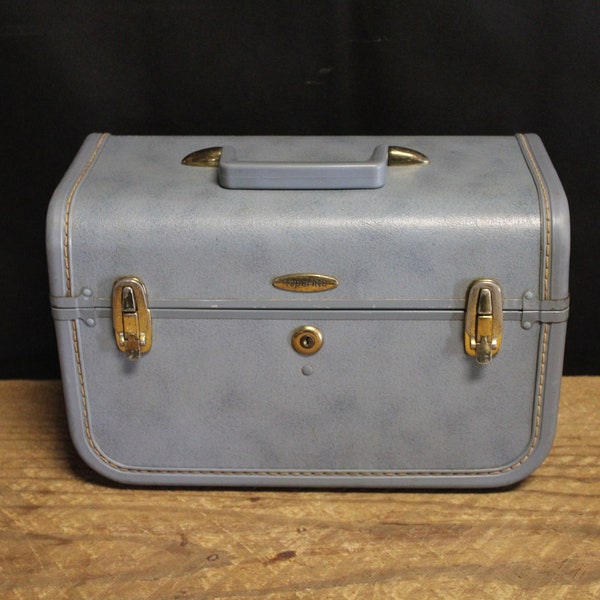 Vintage Blue Taperlite Train Case | Vintage Luggage | Carry on Bag