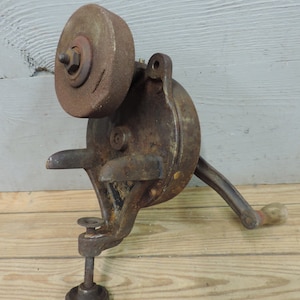 Antique Hand Crank Bench Mount Tool Sharpener/Grinder by Star Specialty MFG  Co