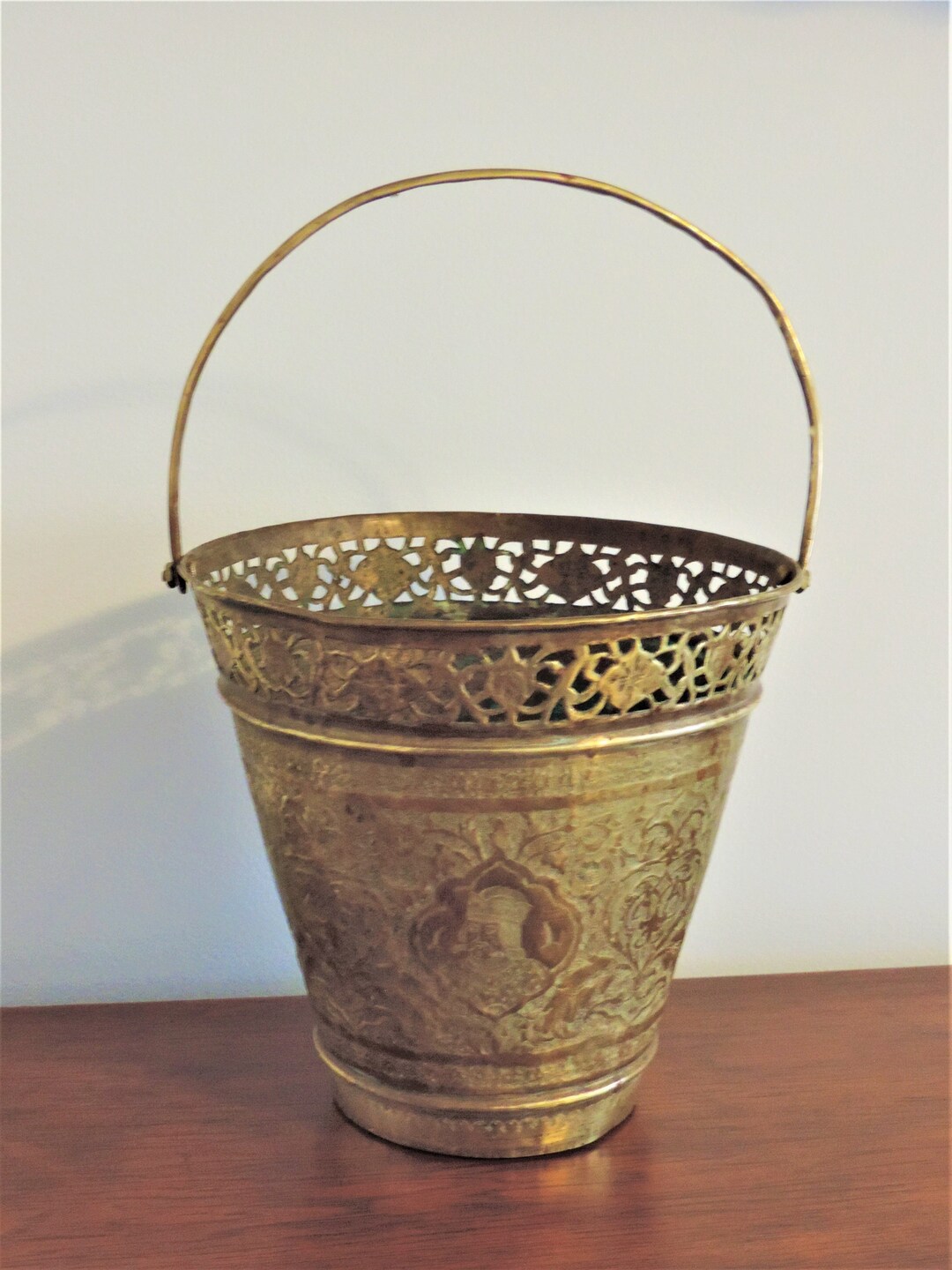 Vintage Brass Pail With Stamped Designs and Engraved Portraits Etsy