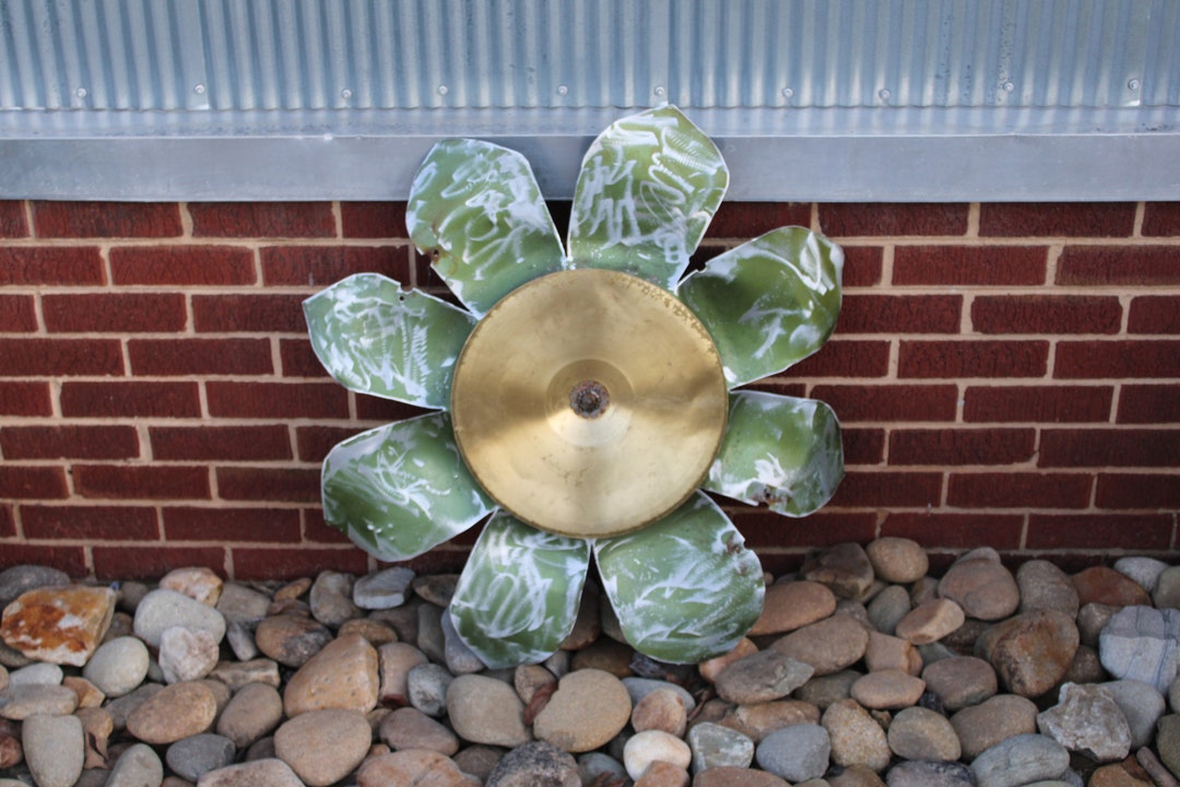 Repurposed Metal Art Garden Flower Handmade Garden Decor Etsy