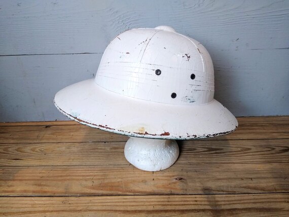 Vintage Pith Helmet Safari Hat | Explorers Hat | A