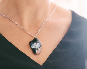Original Murano Glass pendent with Avventurina. Black, blue and transparent Color. Unique piece. Handmade - Silver .925 Loops back