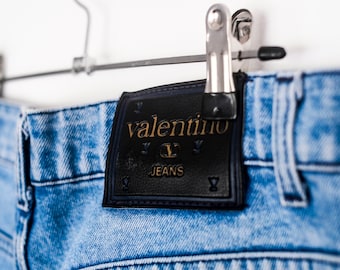 Valentino Jeans denim broek in goede staat blauw - urban fashion-stijl - maat 33 - stonewashed - ritssluiting