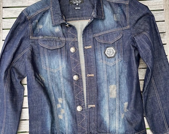 Philipp Plein denim truckerjack – stonewashed blauw schedeldetail XL