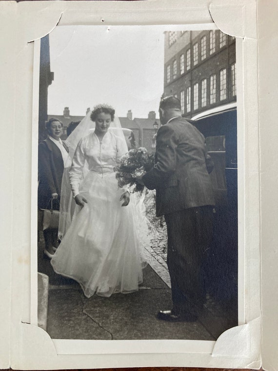 Vintage Wedding Dress & Veil 11 July 1953 Ivory D… - image 2