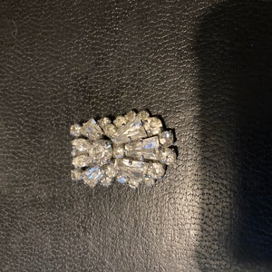 Vintage Crystal Collar Brooch  Clip On c 1950