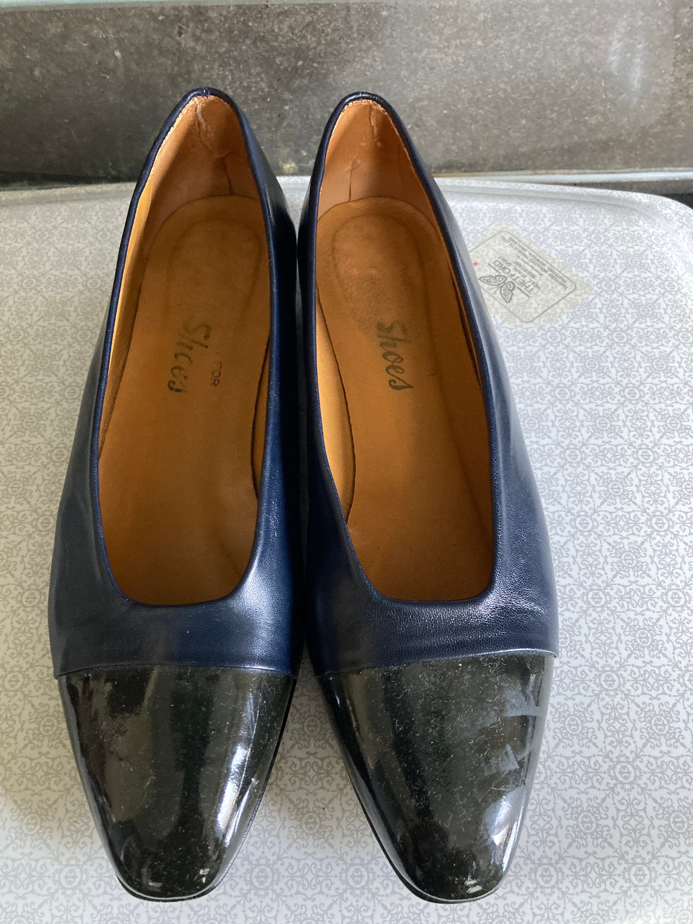 Size 8 shop female shoes