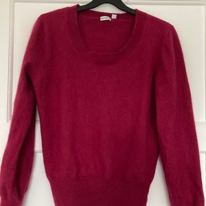 - Raspberry Etsy UK Pullover