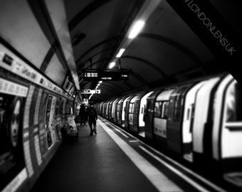 Camden Town Tube Platform (8"x8") (London Travel)