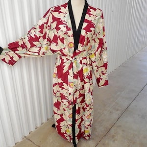 Ruby Red Cranberry Floral Kimono Style Robe Size XL Extra Large Polyester Black Trim Yellow White Blue Flowers Drop Cuff Sleeve Side Slit