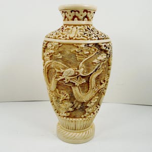 Chinese Chinoiserie Japanese Asian Oriental Carved 3D Demensional Raised Dragon Scroll Design Cream Beige Resin Bud Vase 6 1/2 Inch Height