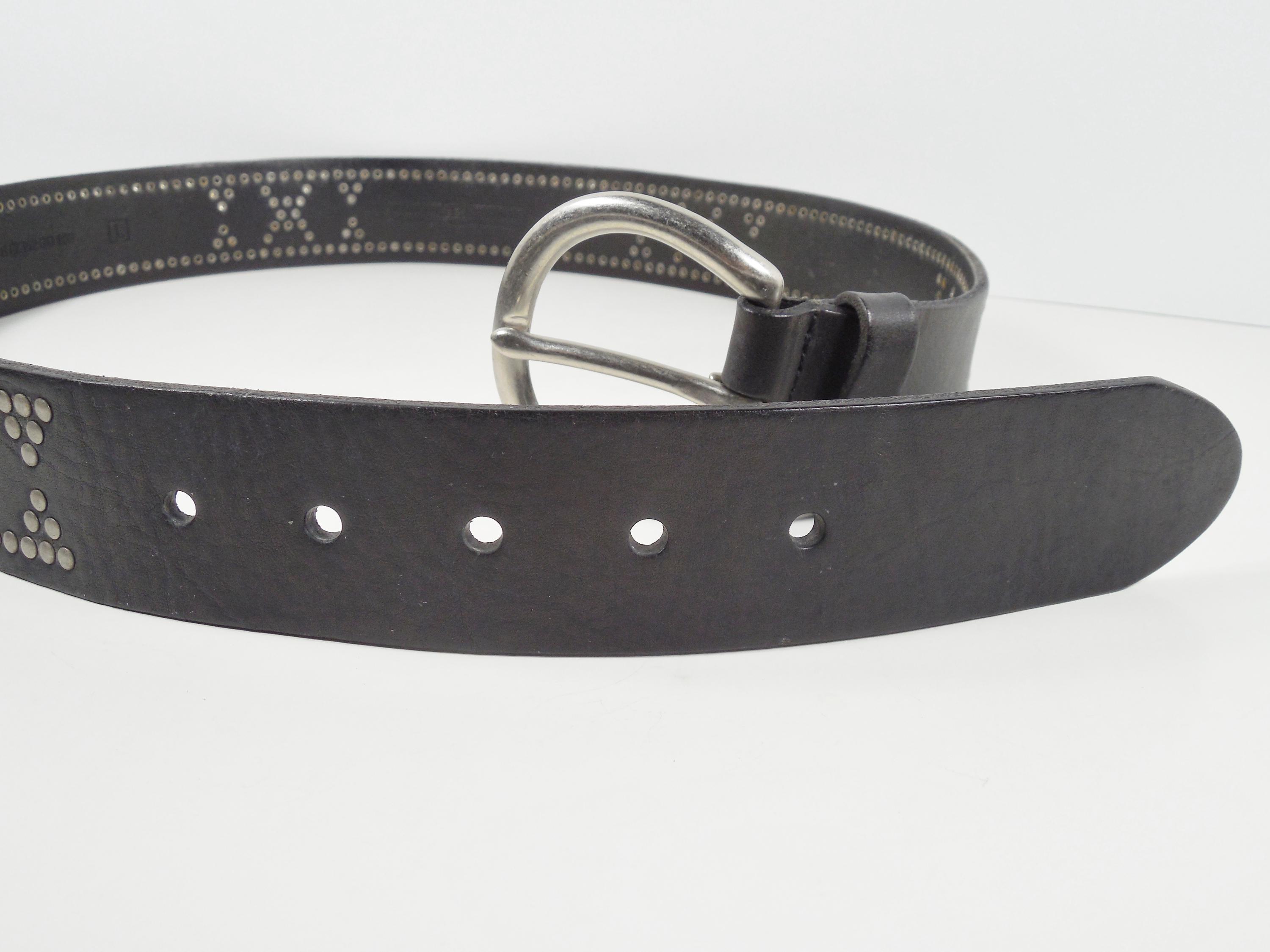 FOSSIL Grey Silver Studded Belt! Black & Grey Pyramid Stud Belt | Hot Topic main image 2