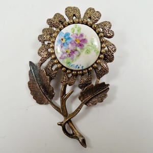 Gold Plated Flower Artist Signed Hand Painted Blue Pink Green Flowers Floral Porcelain Inlaid Inlay Brooch Pendant Pin Pendant Combination