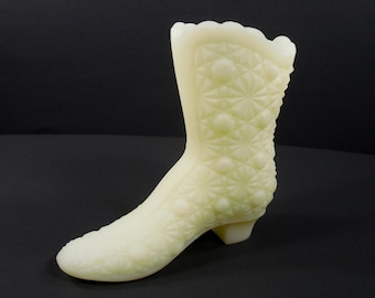 Fenton Satin Custard Yellow Daisy & Button Glass Boot Shoe Figurine Art Glass Art Nouveau Victorian Miniature Boot Holder Vase Scallop Edge