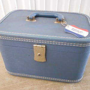 Mid Century 50s 60s American Tourister Blue Train Case Overnight Carry On Luggage Blue Faux Leather Silver Metal Hardware ID Name Hangtag