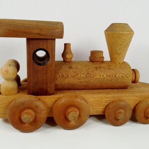 Hand Carved Crafted Wood Wooden Amish Style Train Steam Locomotive Figurine Push Toy Wood Working Rolling Wheels 2 Removable Wood Figures