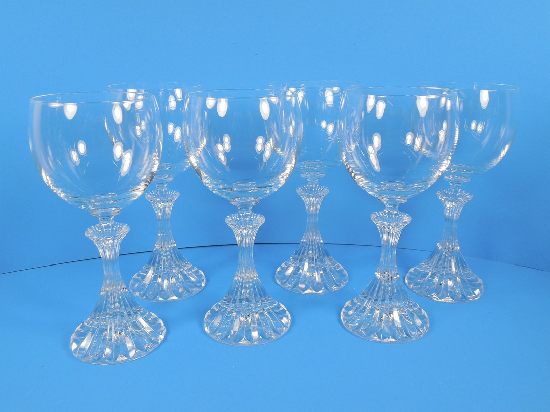 Lot De 4 Verres à Vin En Cristal – Tige Diamant – 1 Verre ébréché (voir Photo)