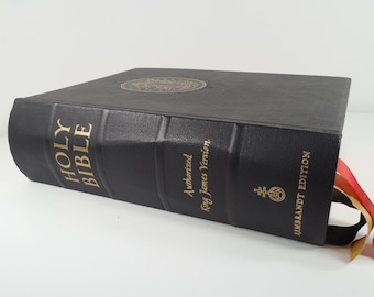 ビンテージ　HOLY BIBLE 聖書　2冊セット 81tkU9OqX7L._UF350,350_QL80_.jpg