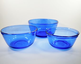 Anchor Hocking, Cobalt Blue Glass, 8.5-inch, 2.5 Quart Mixing Bowl