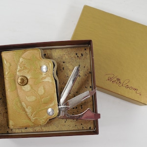 Heirloom Closed Wallet Key Holder And Miniature Utility Tools Holder Wallet Embossed Gold Vinyl Four 4 Key Ring Hooks Three 3 Utility Tools