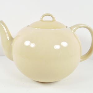 Copco Sam Lebowitz Design Korea 1982 Pot Belly Teapot Kettle Coffee Pot Ceramic Beige Ivory Cream Tan Glaze Mid Century Modern MCM Design