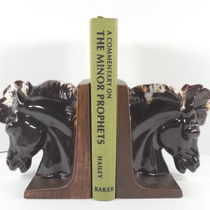 Art Deco Inspired Horse Head Bookends Ceramic Brown And Brown And White Drip Glaze Hand Painted Horse Bust Equestrian Book Ends Dated 1981