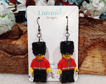 hypoallergenic studs Queen/'s Guard button earrings royal guard earrings England UK earrings beef eater earrings London earrings
