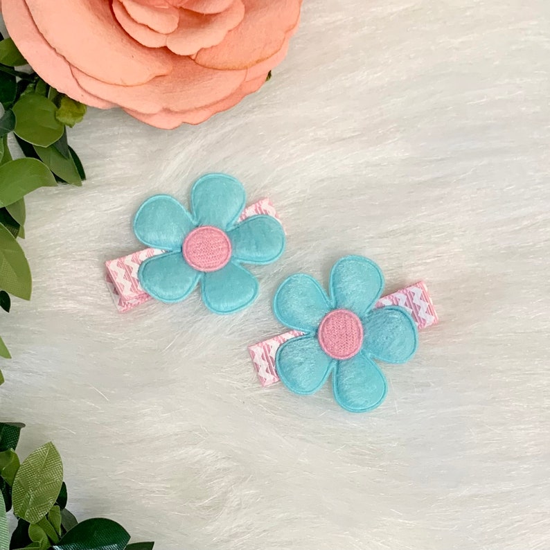 Girls Hairclip Pink Blue Flower Hair Clips for Toddlers Bow Clippie Handmade Boutique Hair Accessories Baby Hair Bow Kids Hair Bobbles