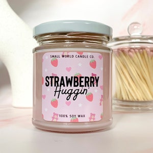 Strawberry Huggin' 8oz soy candle