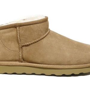 Ultra Mini Boots gevoerd met 100% schapenvacht Camel