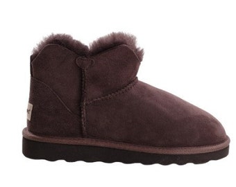 Low boots lined with 100% sheepskin Chocolate