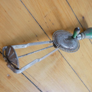 Androck Turbine Beater kitchen utensil vintage 1930s