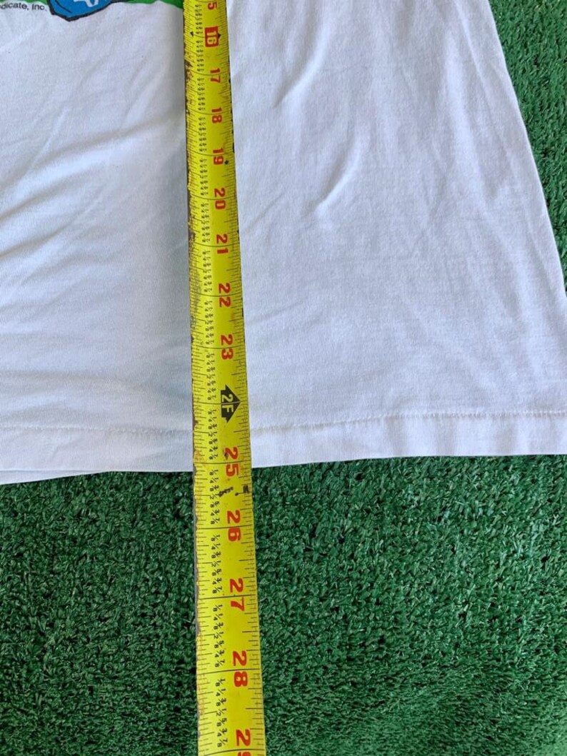 Vintage 1958 Peanuts T-shirt size Medium.