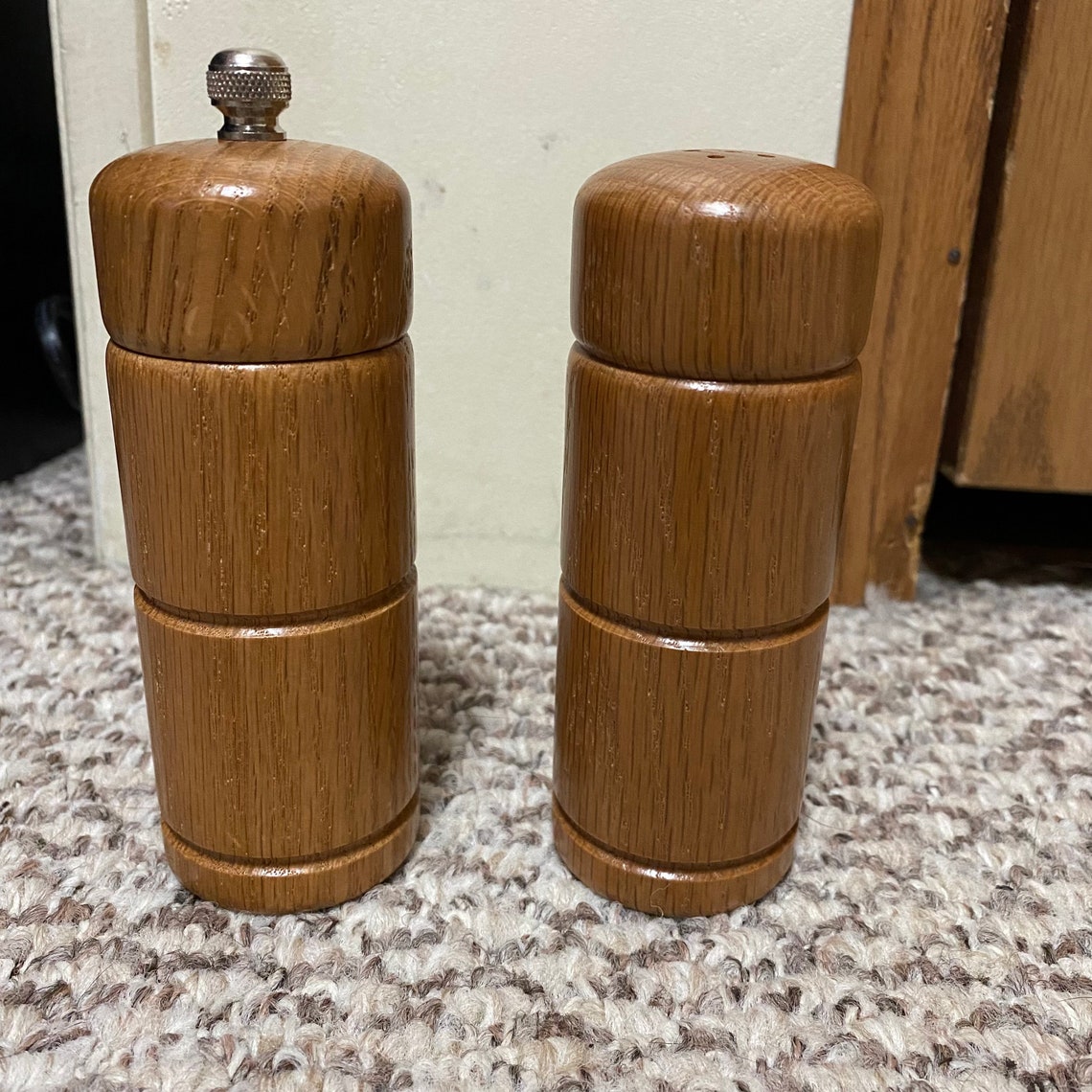 Kamenstein Golden Oak Salt and Pepper Grinder Set 1990 Newold Stock Etsy