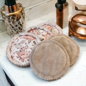 Make-up removal pads washable