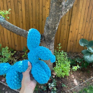 crochet balloon dog