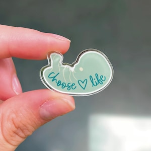 Spilla acrilica verde pro-life: Scegli la vita, accessorio per zaino cristiano conservatore